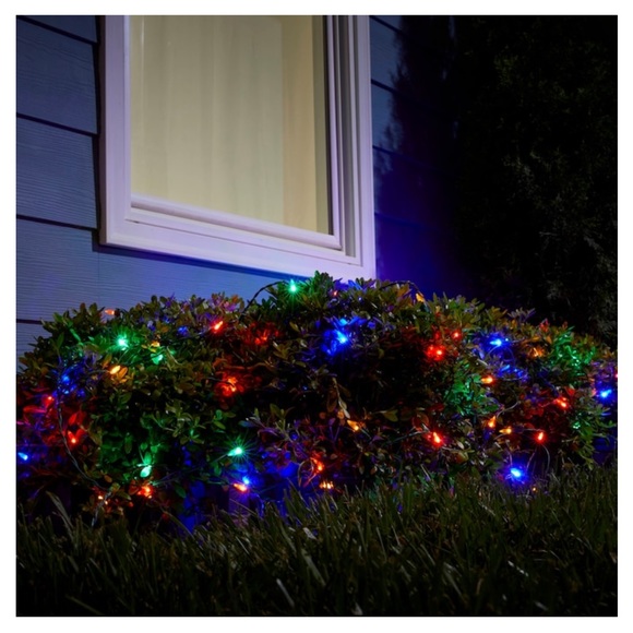 GE StayBright 150 LED 6-ft x 4-ft Constant Multicolor Christmas Net Style Lights - Picture 3 of 3